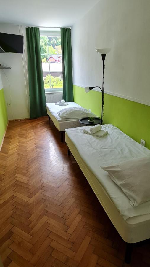 Guesthouse Osvald Жировниця Екстер'єр фото