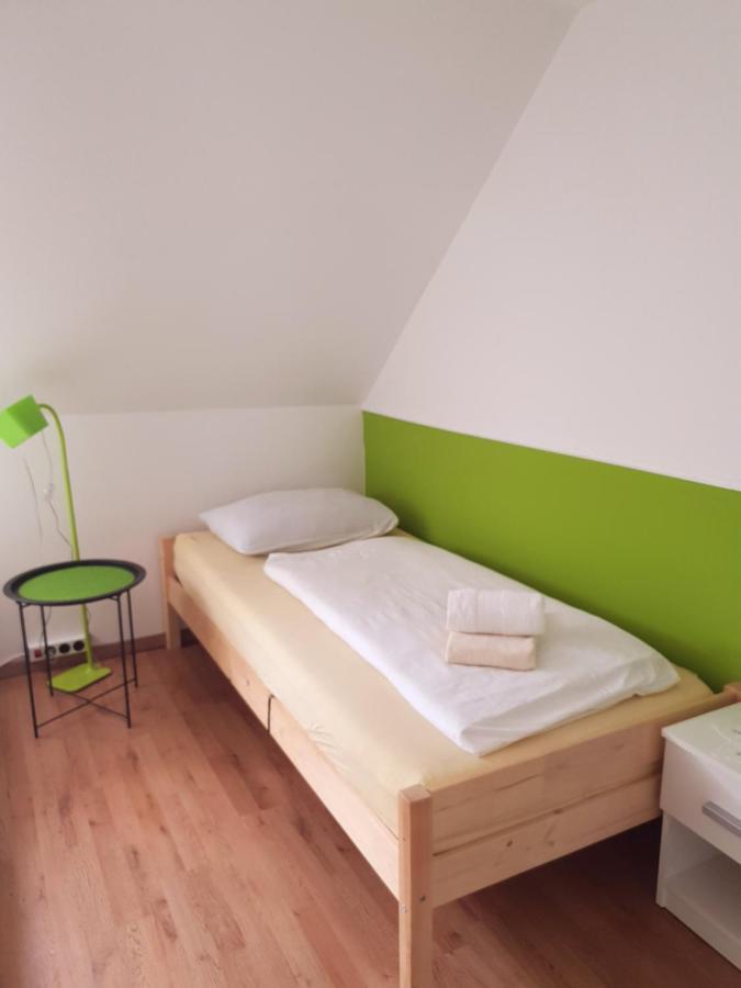 Guesthouse Osvald Жировниця Екстер'єр фото